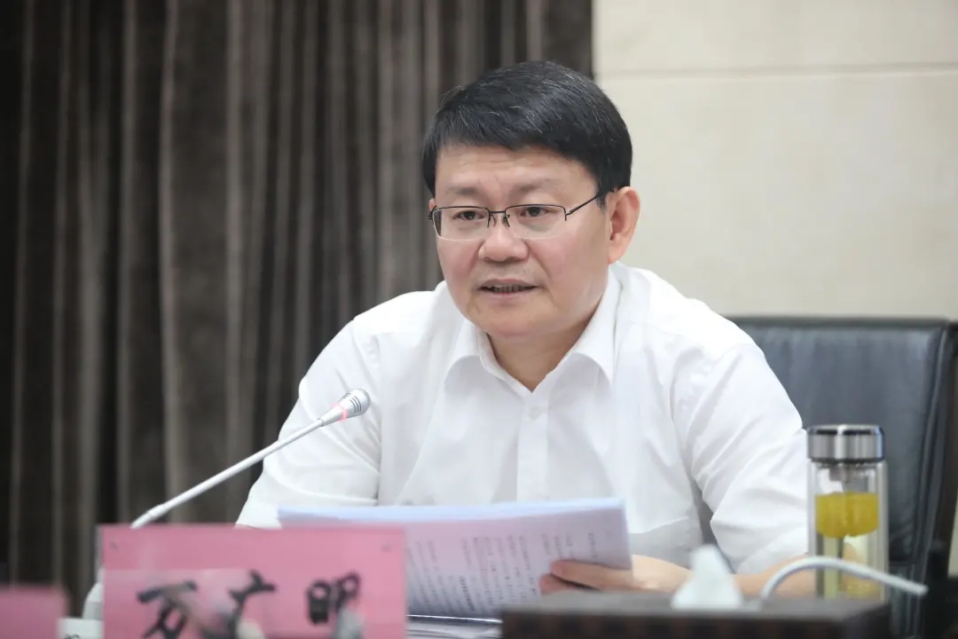 万广明在南昌城市JY（中国）集团调研